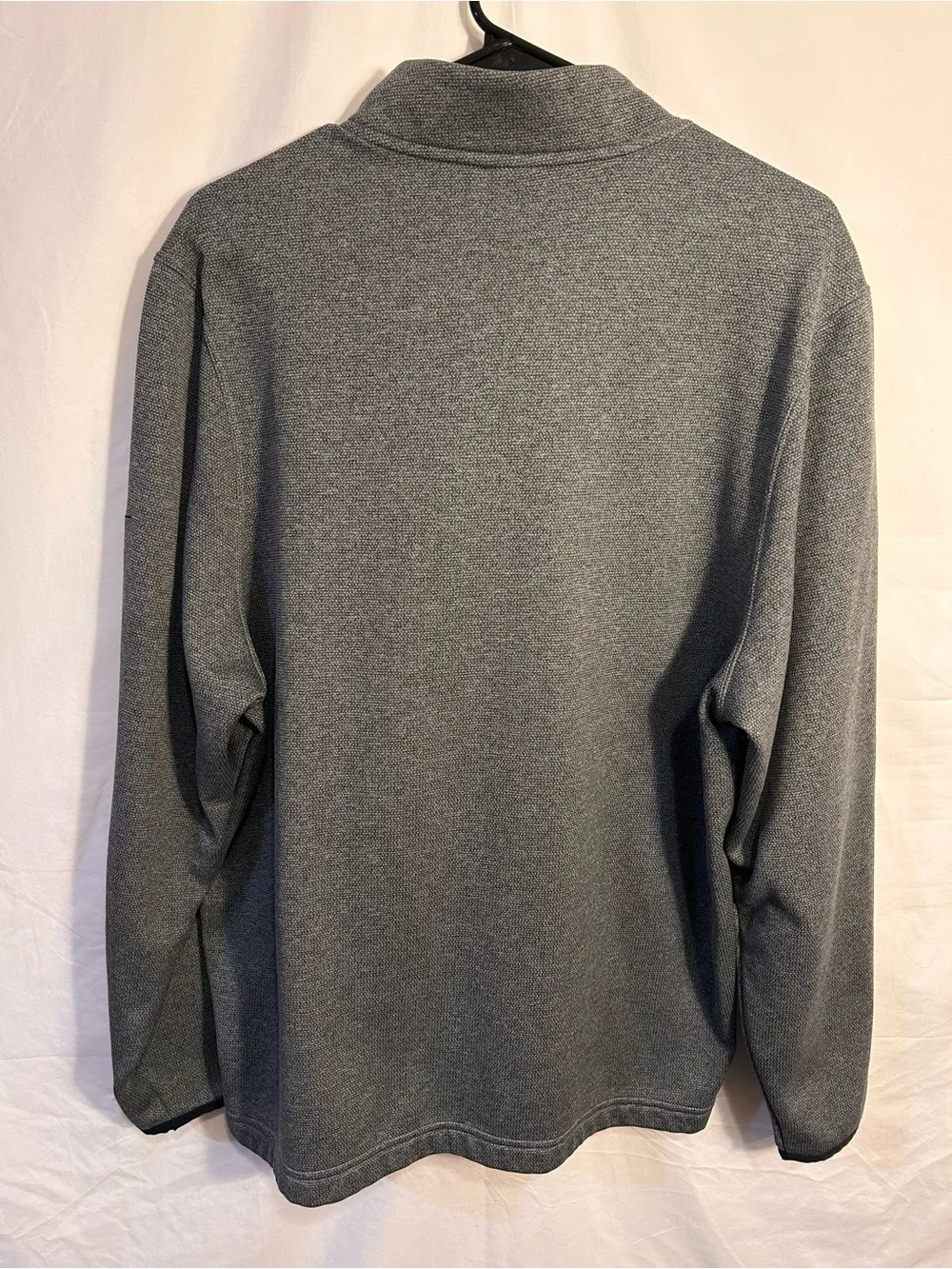 Nike Men's Gray Quarter-Zip Performance Pullover